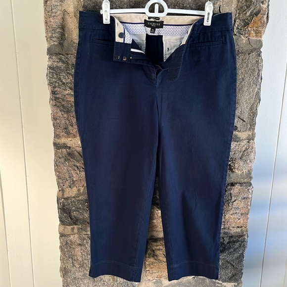 TALBOTS SIZE 10P PERFECT CROP NAVY BLUE - Picture 1 of 5